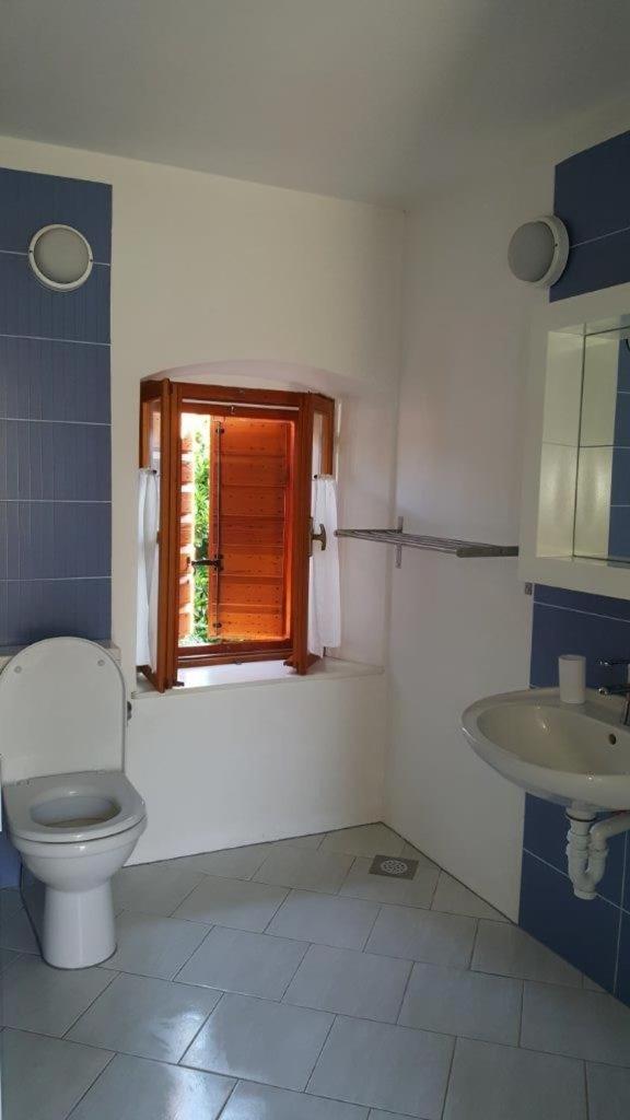 Holiday House With A Swimming Pool Vrbanj, Hvar - 11040 Room photo